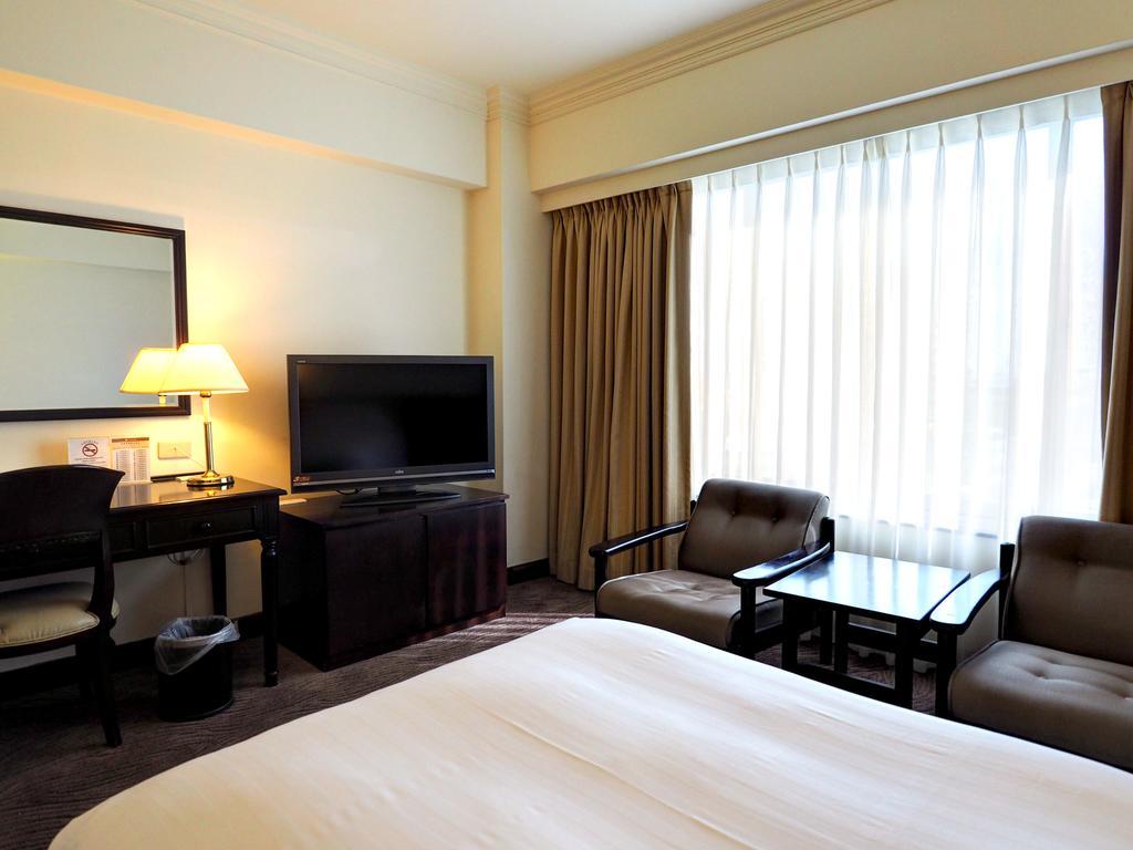 Hotel Kingdom Kaohsiung Bagian luar foto