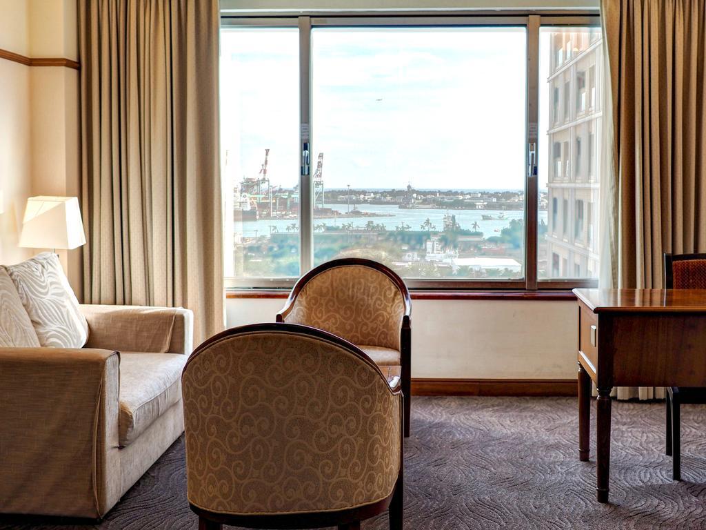 Hotel Kingdom Kaohsiung Bagian luar foto